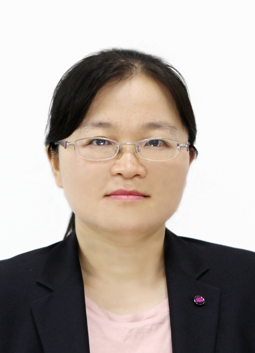 杨艳4.jpg